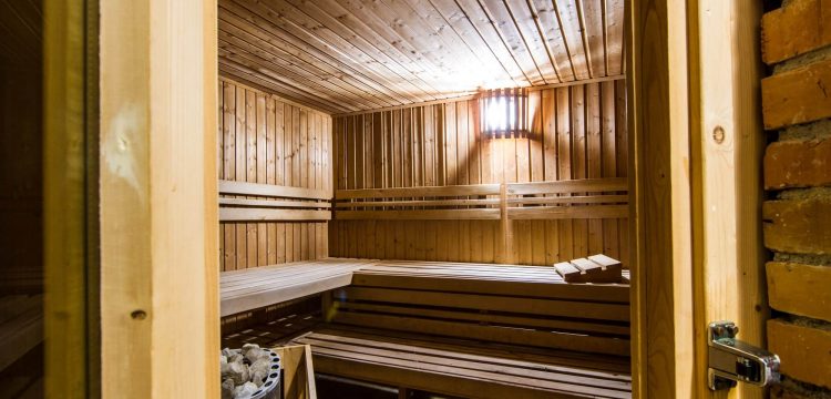 Massage & Sauna Slide 2