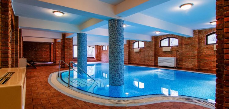 Swimming Pool & Jacuzzi Slide 9